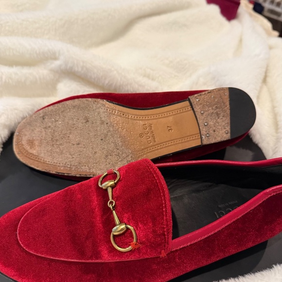 Authentic Gucci - Picture 3 of 5